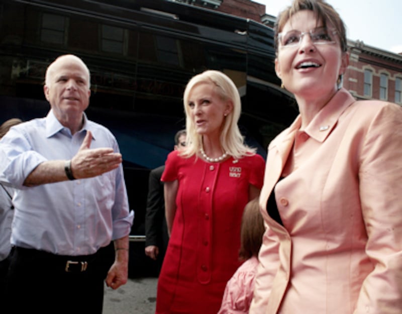 articles/2011/03/31/the-problem-with-hbos-game-change/mccain-game-change_170486_ykrdzt
