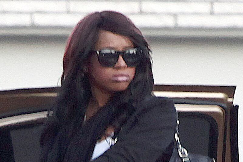 articles/2012/02/19/bobbi-kristina-brown-found-getting-high-after-whitney-s-funeral/bobbi-kristina-brown-samuels_ovfd2l