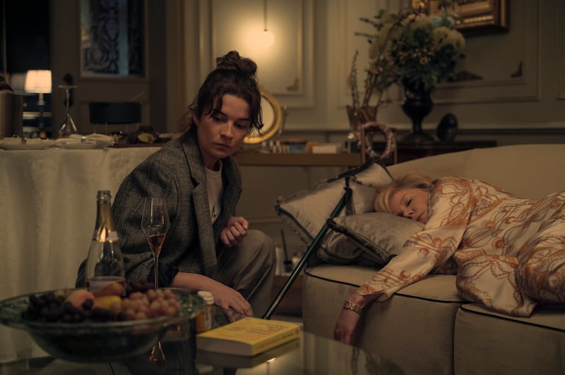 Annie Murphy and Christine Baranski