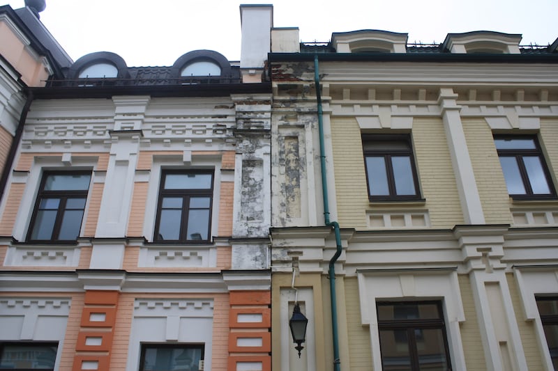 articles/2016/09/04/the-oligarch-ghost-town-of-kiev/160903-O-Connor-Ghost-Town-of-Kiev-embed6_enb2t5