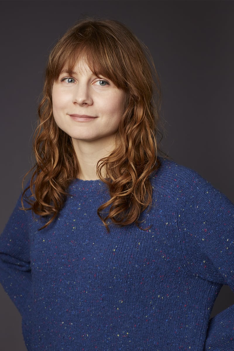 articles/2015/08/03/how-annie-baker-s-disturbing-genius-is-shaking-up-theater/150802-teeman-annie-baker-embed_eyuege