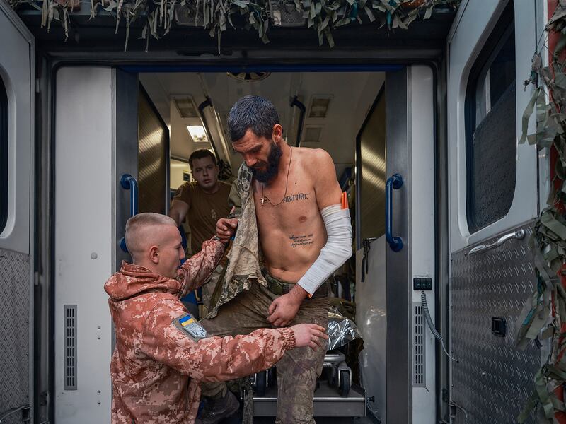An injured Ukrainian soldier receives treatment.