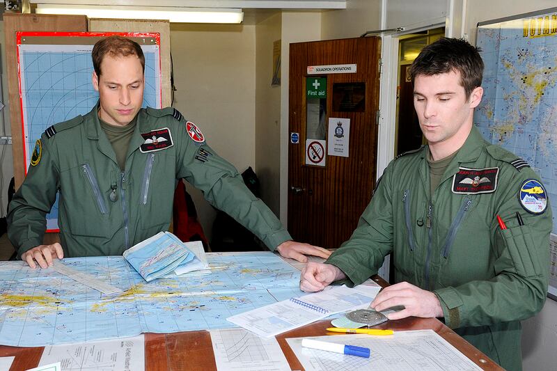 articles/2012/03/16/kate-anxiously-awaiting-william-s-return/prince-william-cheat_nv8ehj