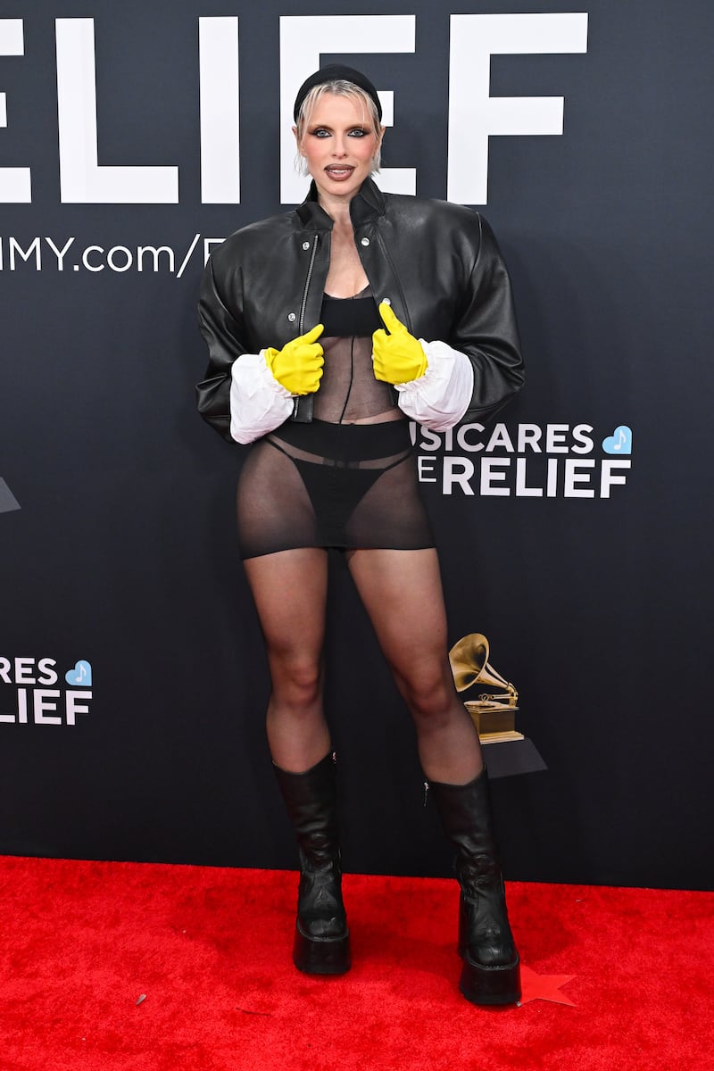 Julia Fox at the 67th GRAMMY Awards held at the Crypto.com Arena on February 2, 2025 in Los Angeles, California.