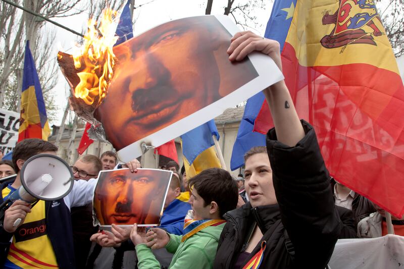 articles/2014/05/23/is-this-putin-s-next-target/140522-moldova-rogin-tease_lbcbn3