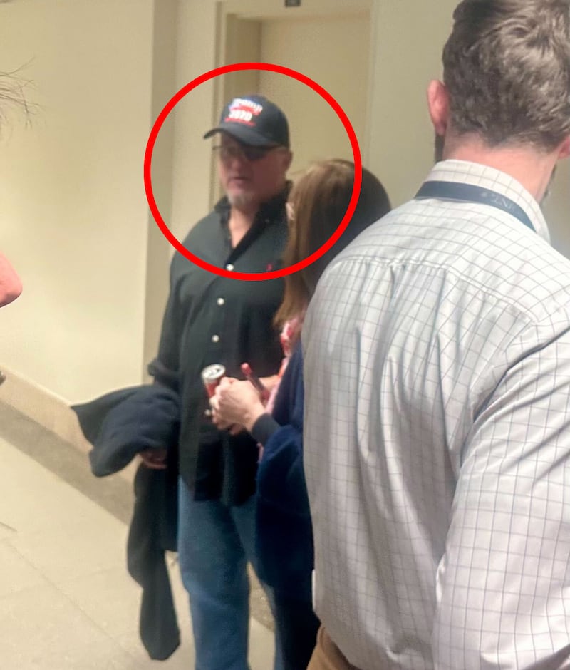 January 6th Rioter, Stewart Rhodes, strolls the grounds of the US Capital after he's released from prison