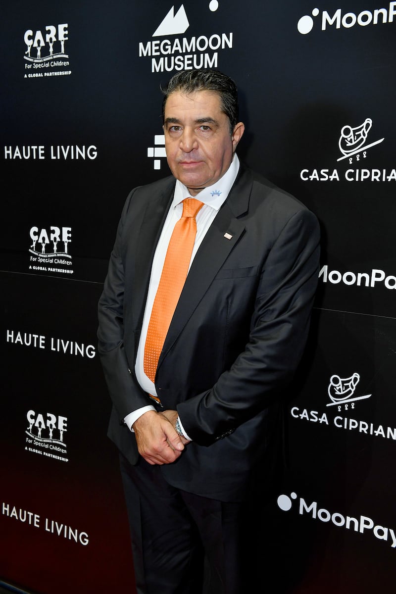 Paolo Zampolli introduced Trump and Melania in 1998.