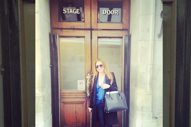 articles/2014/06/20/lindsay-lohan-may-star-in-a-west-end-play-is-she-crazy/140620-lohan-fallon-embed_dfkecj