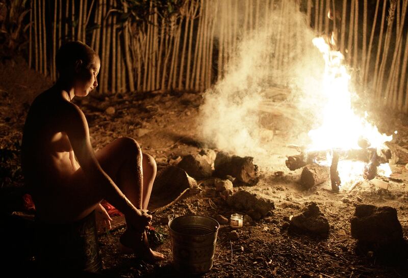 articles/2014/05/04/saving-grace-a-junkie-s-trip-to-freedom-through-ibogaine/140502-costa-rica14_wuxzqk