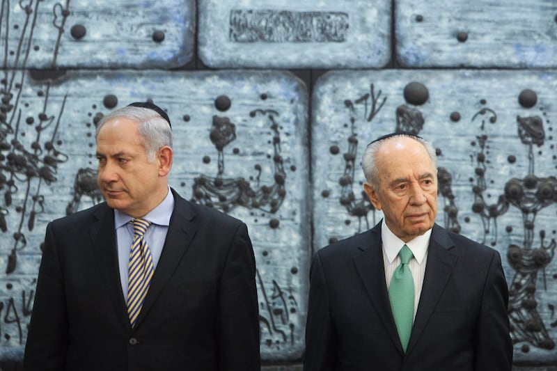 articles/2012/08/17/simon-peres-defies-benjamin-netanyahu-part-of-growing-disagreement-on-iran-policy/israel-attack-peres-netanyahu-disagree-ephron_knkbnx