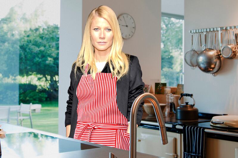 articles/2014/03/30/we-were-gwyneth-s-goop-guinea-pigs/140328-gwenyth-kitchen_cx2mjt