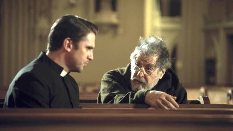Dan Stevens and Al Pacino in The Ritual.