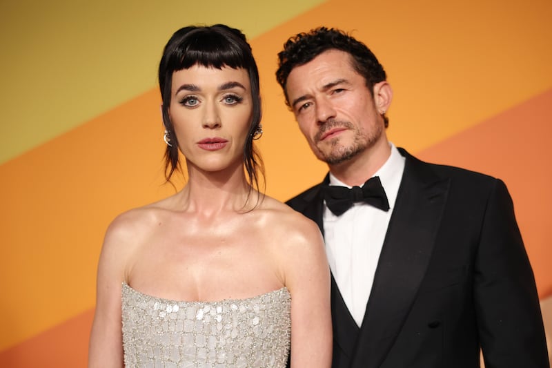 Bezos and Sánchez are spending their honeymoon with Katy Perry and Orlando Bloom.