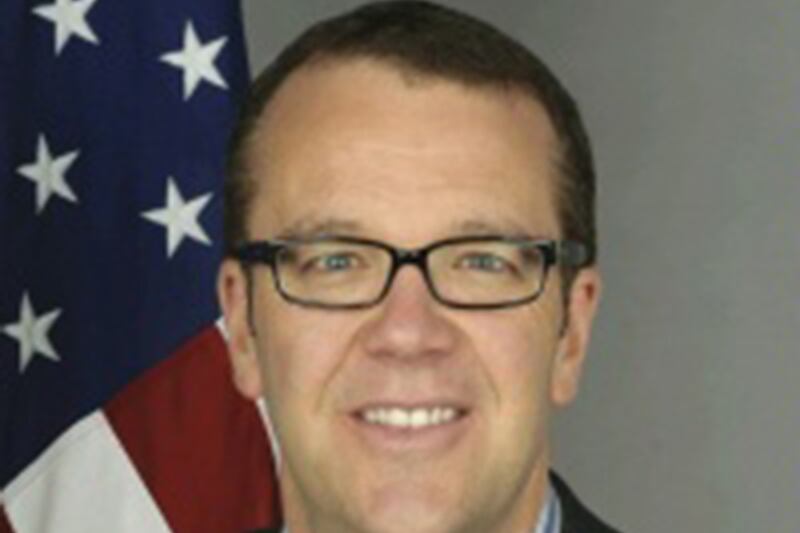 articles/2013/09/13/from-rick-stengel-to-david-axelrod-all-of-the-president-s-journalists/130912-Glen-johnson_djlp8c