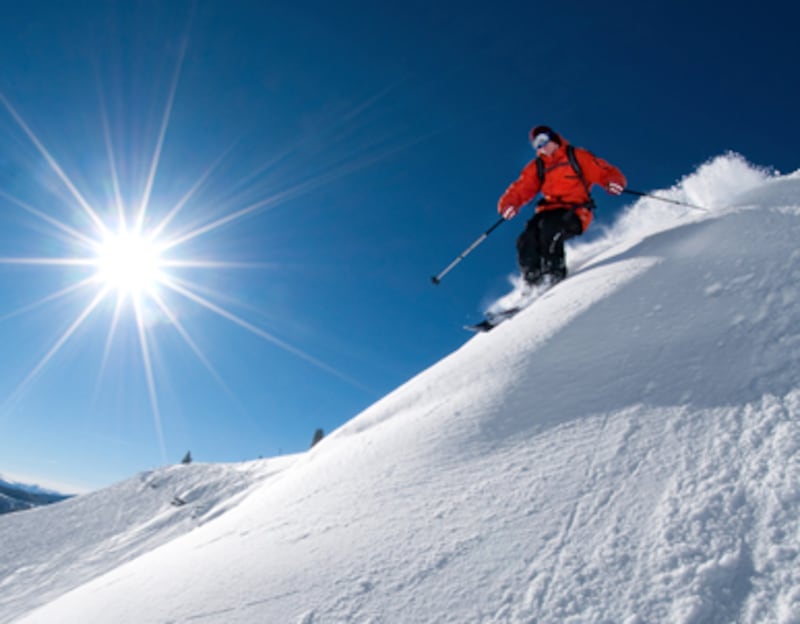 articles/2011/01/15/travel-to-vail-colorado-skiers-paradise/hunt-vail_153096_unaziy