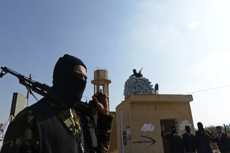 articles/2015/11/17/inside-isis-torture-brigades/151117-weiss-isis-part3-embed5_yuckls