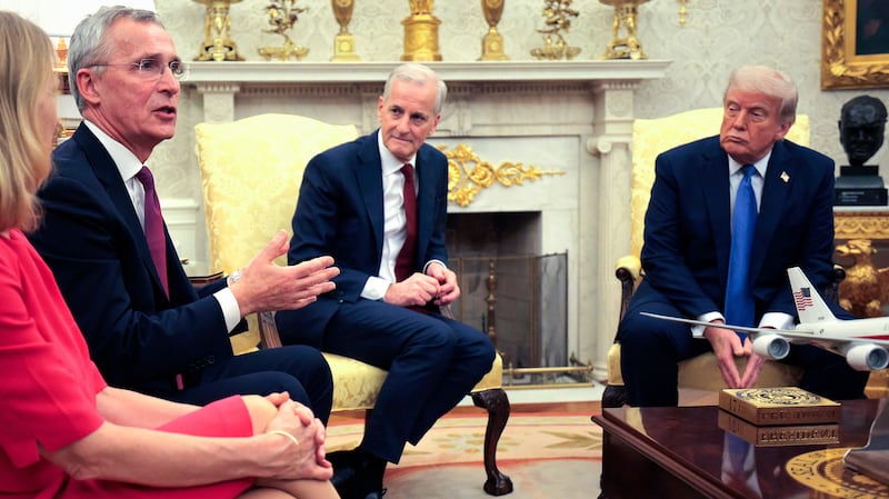 WASHINGTON, DC - APRIL 24: Norway's Finance Minister and former NATO Secretary General Jens Stoltenberg delivers remarks during an Oval Office meeting with Norway's Prime Minister Jonas Gahr Store (C) and U.S. President Donald Trump (R) in the Oval Office at the White House on April 24, 2025 in Washington, DC. The leaders are expected to discuss security, trade, NATO and the war in Ukraine. (Photo by Chip Somodevilla/Getty Images)
