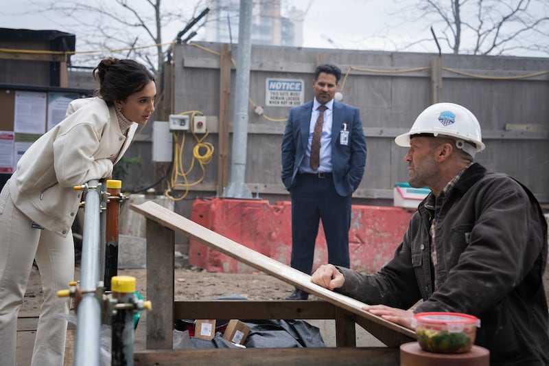 Arianna Rivas, Michael Peña, and Jason Statham.
