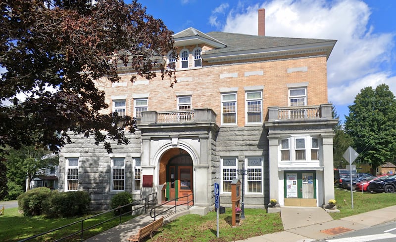 Haskell Free Library and Opera House that sits on the Canada–United States border, in Rock Island, Quebec, and Derby Line, Vermont,