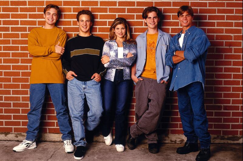 articles/2012/11/07/boy-meets-world-spinoff-is-blaspehmy-tgif-is-long-dead/boy-meets-world-kumar-tease_akmbgc