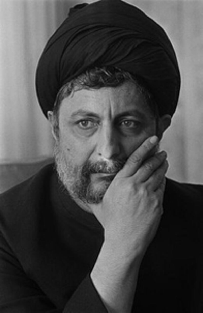 articles/2011/02/23/libyan-leader-muammar-gaddafis-25-strangest-moments/1---graham-gaddafi-moments-1_hccdc6