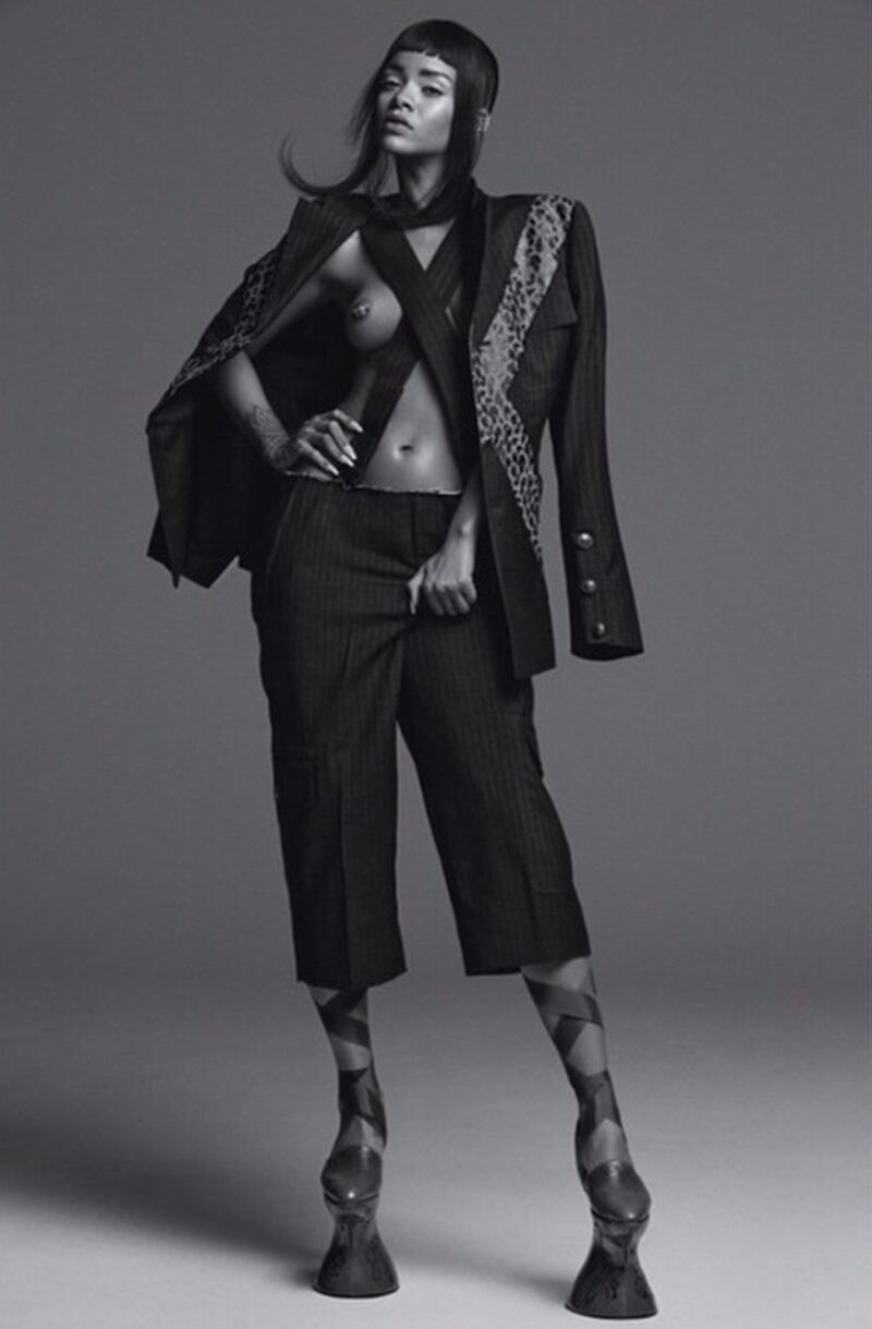articles/2015/02/17/fifty-shades-of-rihanna-pop-star-frees-the-nipple-in-alexander-mcqueen-bondage-gear/150217-rihanna-mag-cover-embed_cknnk8