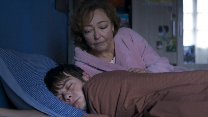 Catherine Frot and Félix Kysyl in Misericordia.