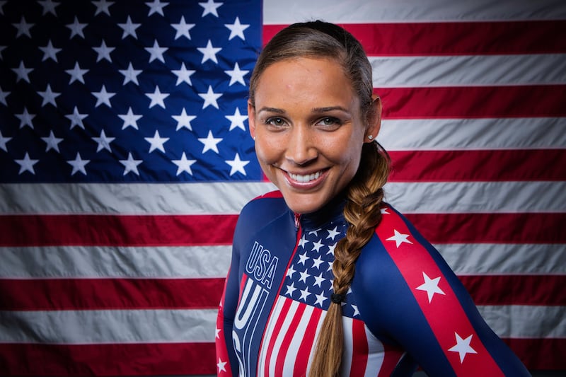 articles/2014/01/17/is-it-really-that-easy-to-be-an-olympic-bobsledder/140117-fixler-bobsled2-embed_cnuegh