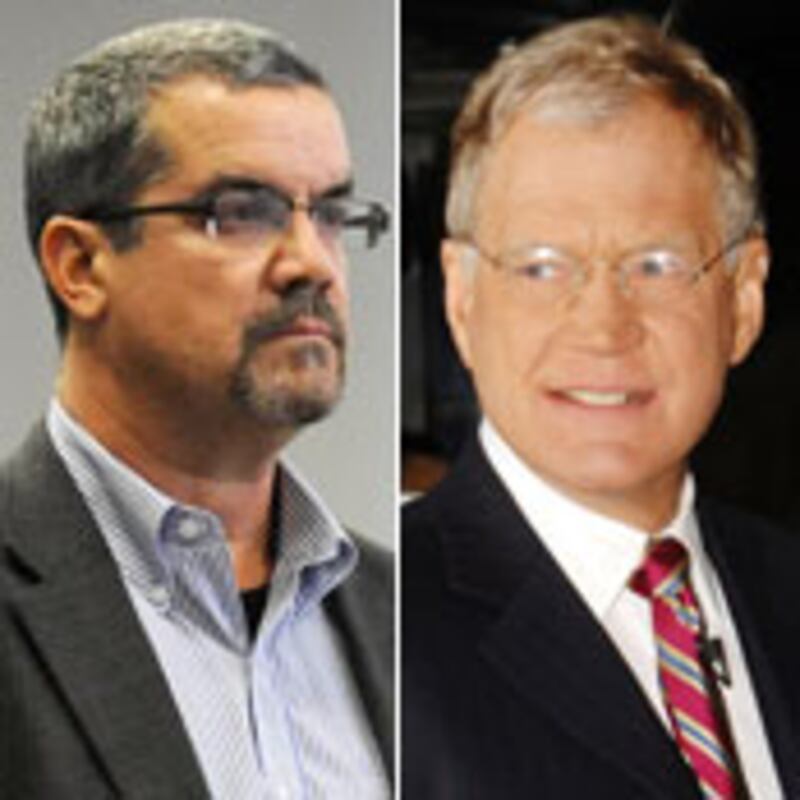 articles/2009/10/02/blackmailing-letterman/grove-halderman_53731_ioq7ol