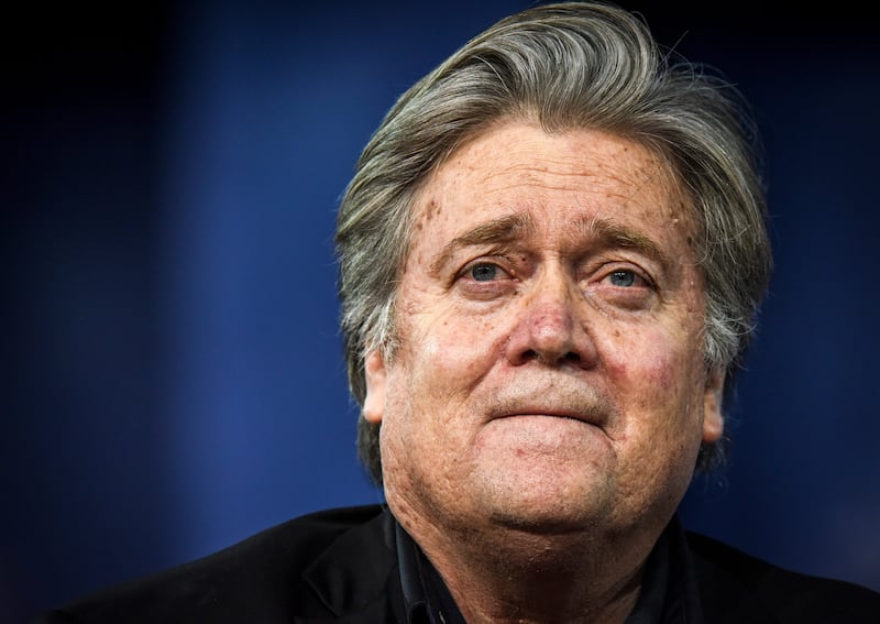 190129-tani-steve-bannon-embed-03_e5acb9