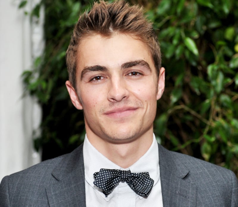 articles/2012/03/15/21-jump-street-meet-dave-franco-james-franco-s-hot-brother/dave-franco-box_xclbdq