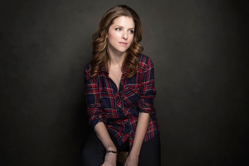 articles/2014/01/23/anna-kendrick-queen-bee-of-the-2014-sundance-film-festival/140122-anna-kendrick-stern-tease_ueqt6v