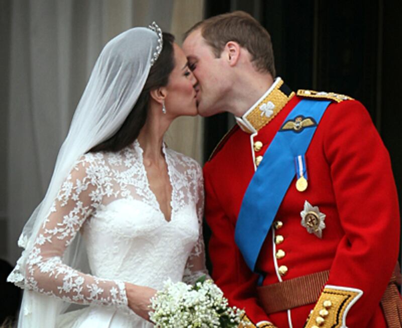 articles/2011/04/29/royal-wedding-what-will-and-kates-kiss-says-about-their-sex-life/herbenick-balcony-kiss_176712_kbcnaw