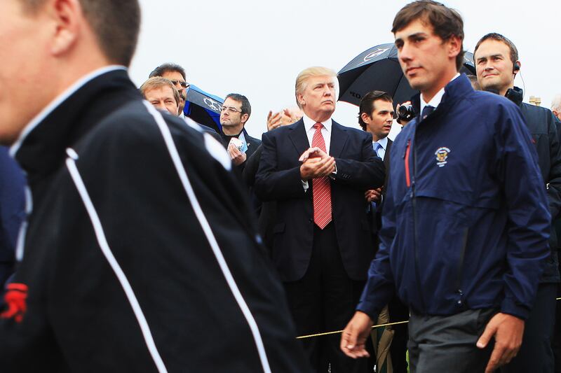 articles/2011/09/28/trump-golf-course-slammed-by-scotland/donald-trump-scotland-coles_xokbpa