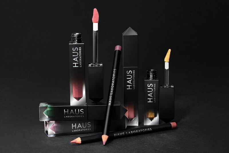 190712-demopolous-gaga-makeup-embed-2_vouccj
