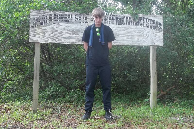 articles/2015/06/20/dylann-roof-visited-slave-plantations-confederate-landmarks-before-massacre/150620-miller-manifesto-timeline-embed7-1_jk5ykt
