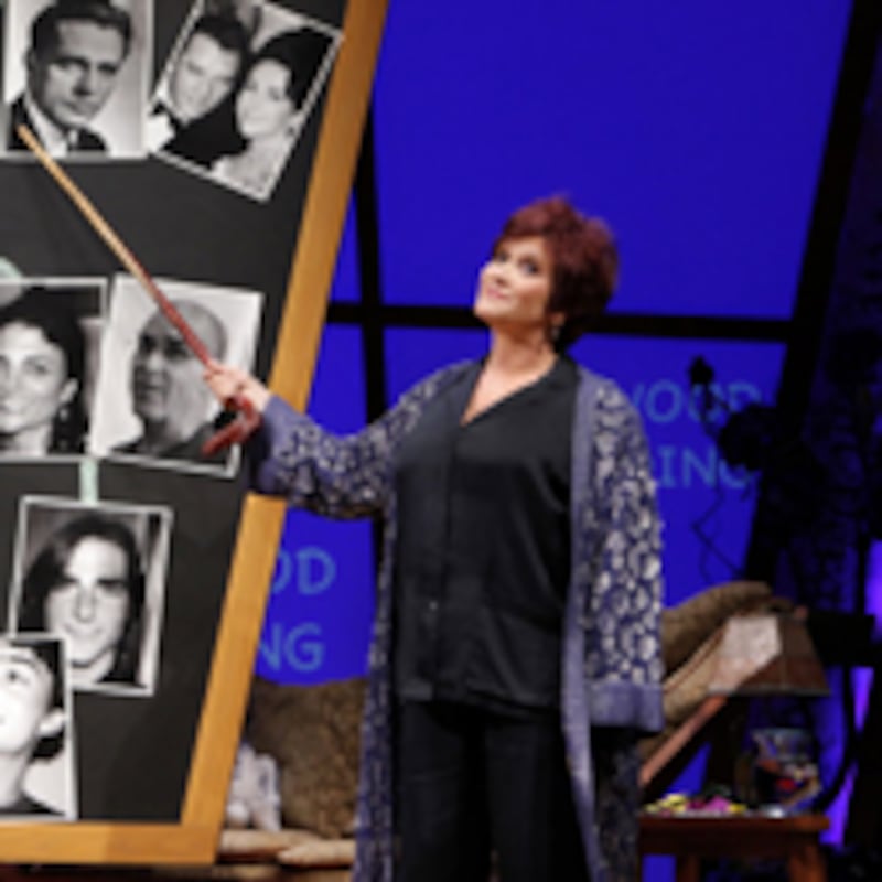 articles/2009/10/25/carrie-fishers-crowning-moment/sessums-fisher_58430_fe2iom