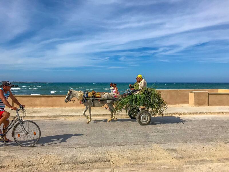 180928-brooklyn-crossing-cuba-bike-embed-4_mljdzf