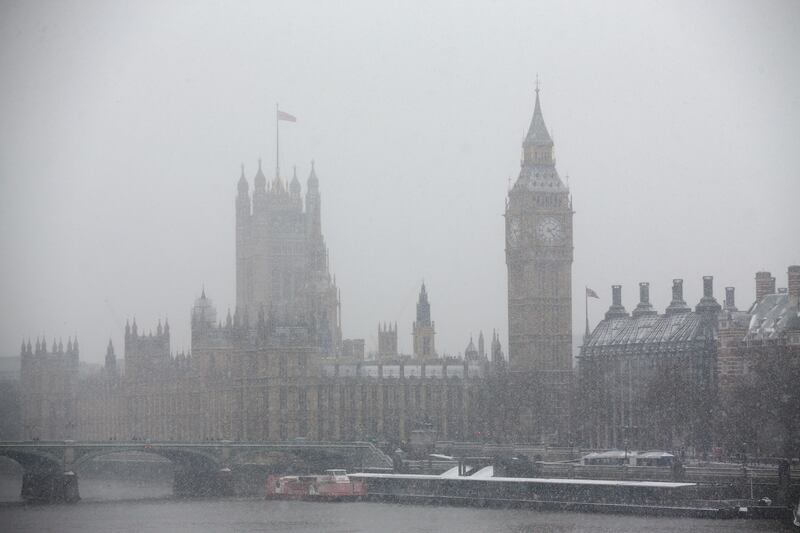 articles/2013/02/12/british-house-of-lords-versus-u-s-senate/london-in-snow-openz_poddpz