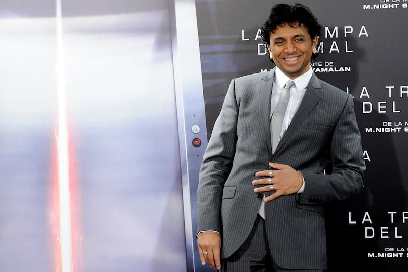 articles/2013/06/12/m-night-shyamalan-wrote-she-s-all-that-more-surprising-uncredited-writers/shyamalan-cheat_bhpzez