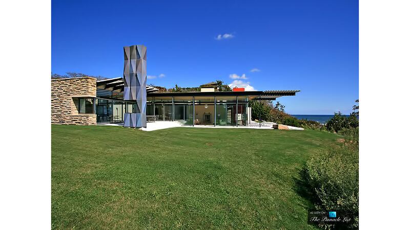 171028-mcnearney-omg-i-want-house-03_tgdlaa