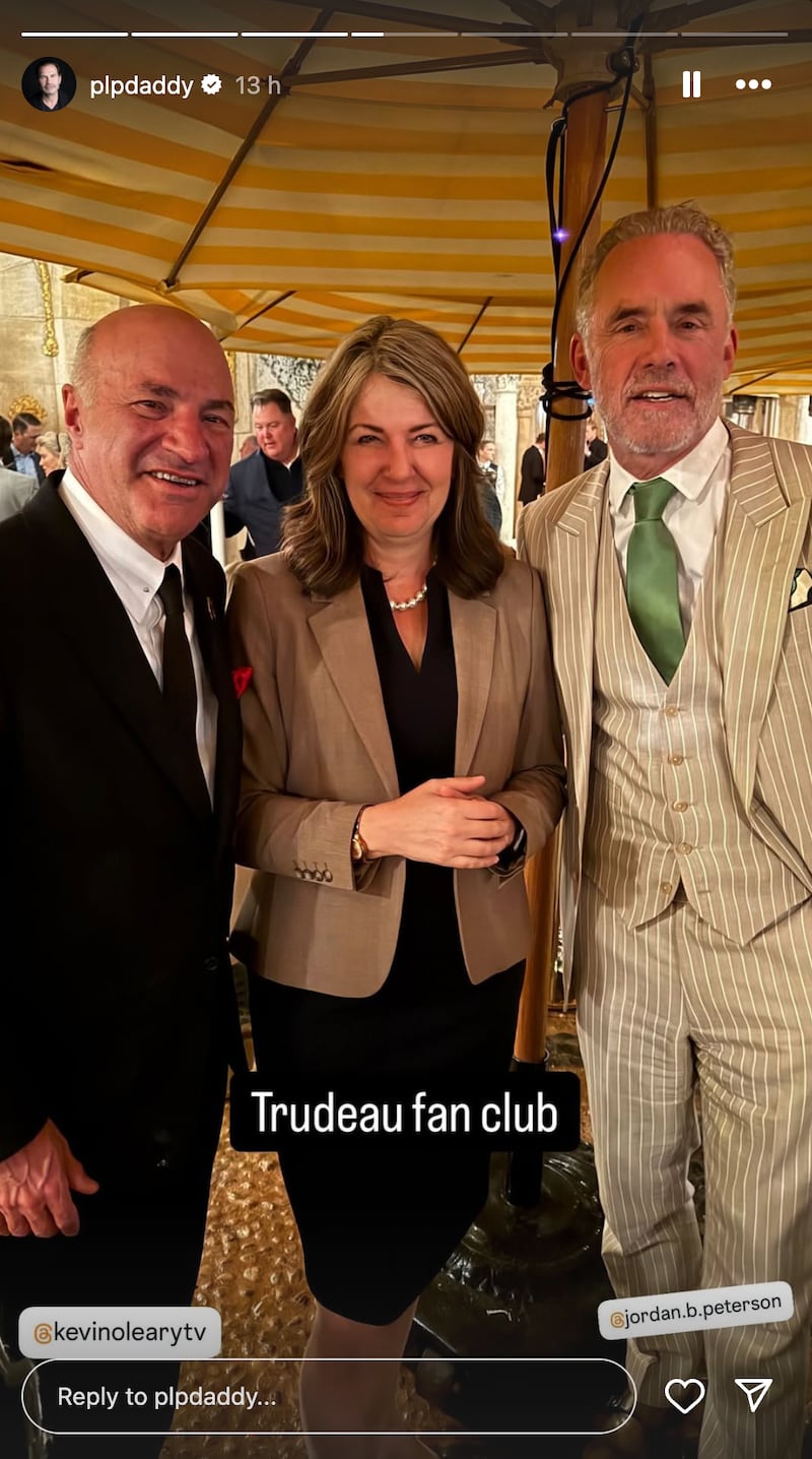 Shark Tank host Kevin O'Leary, Alberta Premier Danielle Smith, and psychologist Jordan Peterson at Mar-a-Lago in January 2025.