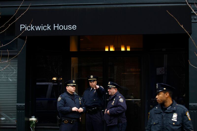 articles/2014/02/02/inside-philip-seymour-hoffman-s-apartment/140202-daly-psh-tease_f6cwsd