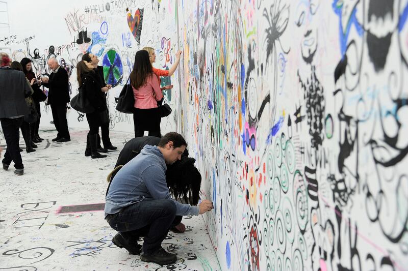 articles/2014/02/17/pawel-althamer-creates-art-that-s-by-the-people-for-the-people-at-the-new-museum/140214-dawson-althamer-2_mawvnc