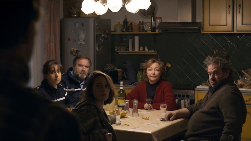Catherine Frot, Salomé Lopes, David Ayala, Sébastien Faglain, Félix Kysyl, and Tatiana Spivakova in Misericordia.