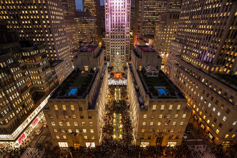 galleries/2015/11/01/new-york-city-is-best-seen-from-above/151031-steinmetz-04_zoynzj