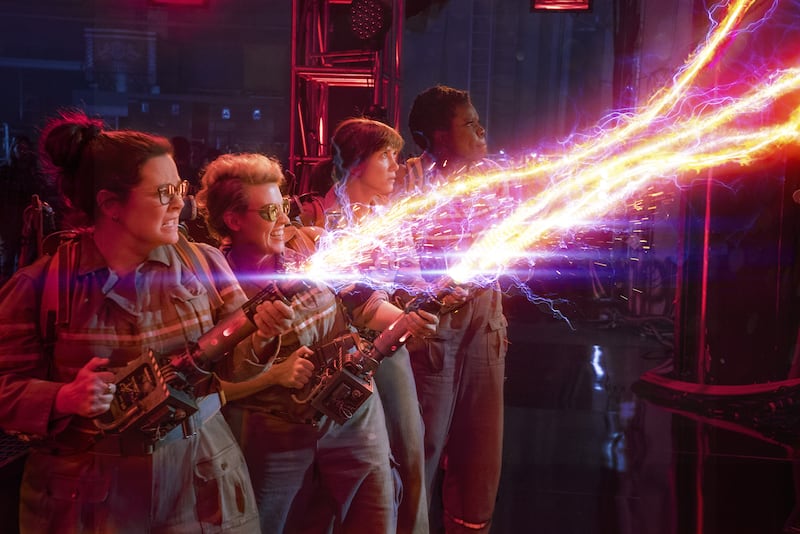 articles/2016/05/19/donald-trump-s-sexist-anti-ghostbusters-crusade-goes-mainstream/160429-stern-summer-preview-33_gzvx2v