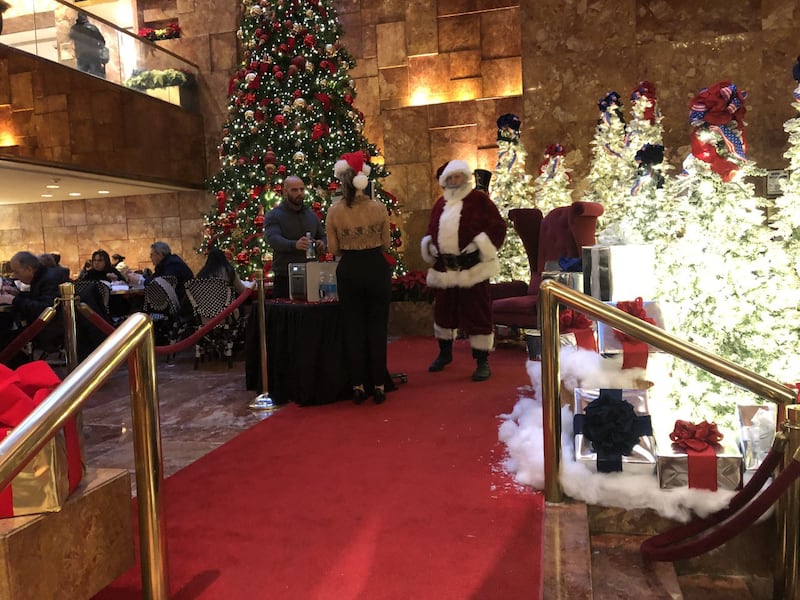 191220-daly-trump-santa-embed2_cmmvok