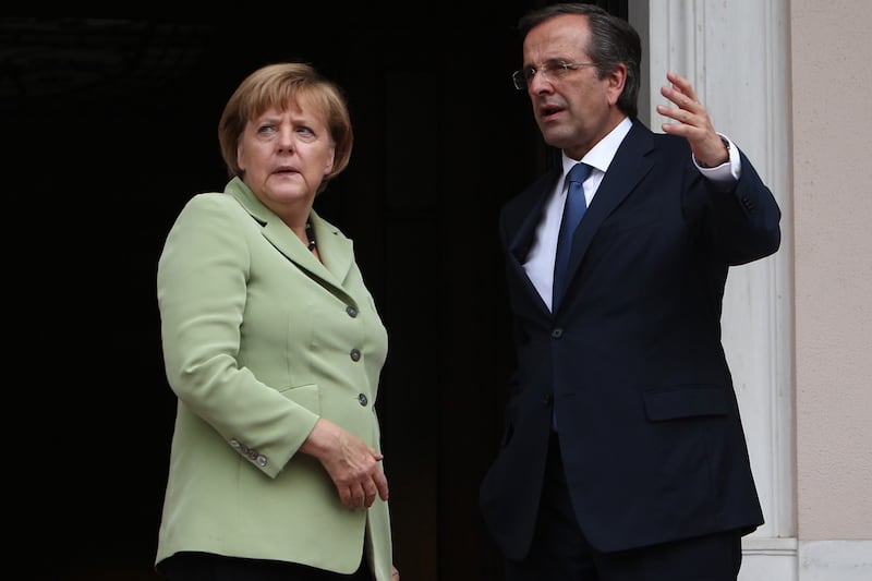 articles/2012/10/09/angela-merkel-in-greece-long-path-to-recovery/nadeau-merkel-greece-visit-embed2_cx6jek