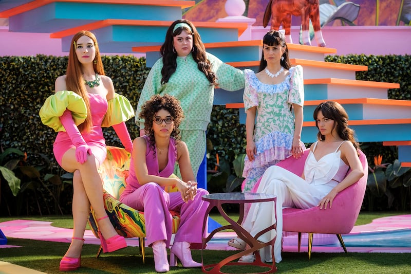 A photo production still of Hari Nef, Alexandra Shipp, Sharon Rooney, Ana Cruz Kayne, and Emma Mackey as Barbies.